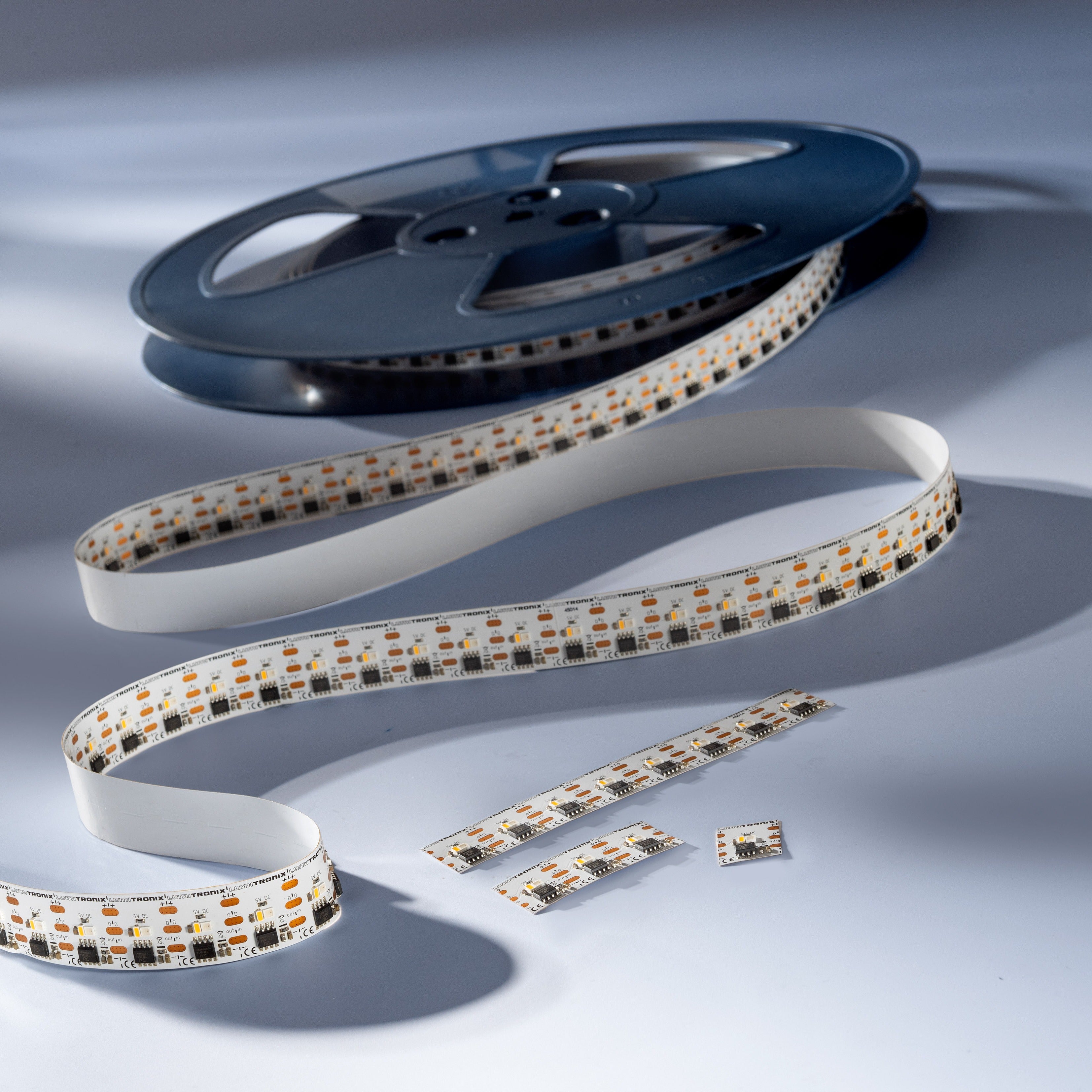iFlex PRO RGBW LED Strip 5V 0.2W 136 LEDs/m 14.7mm R2R