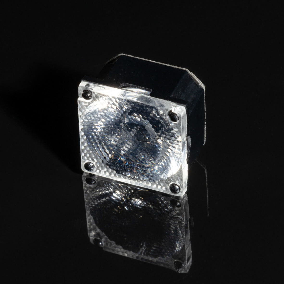 LEDiL ROSE-UV-G3 LED Lens 28deg CA19370_ROSE-UV-G3-M2-PIN - view 4