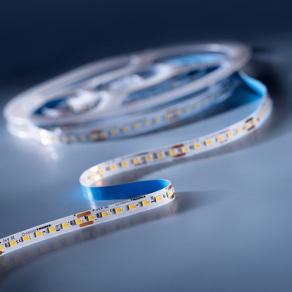 LumiFlex1095 Seoul LED Strip warm white CRI95 2700K 3600lm 24V 42 LEDs/ft 16.4 ft reel (220lm/ft 2.2W/ft)