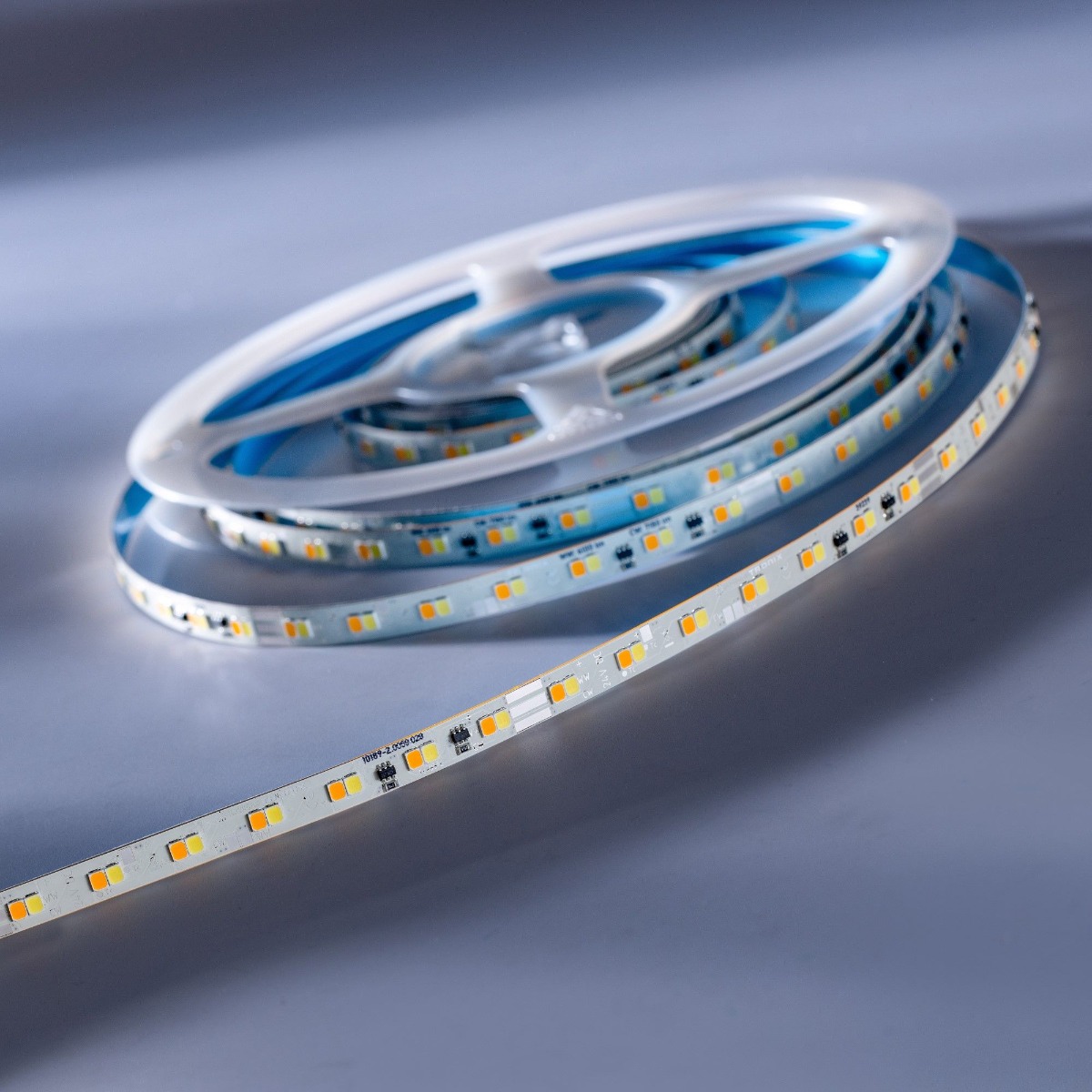 LumiFlexTW-3095 Seoul LED Strip tunable white CRI95 2700-5000K 9800lm 24V 140 LEDs/m 16ft/5m reel (274+323lm & 2.92W/ft) 