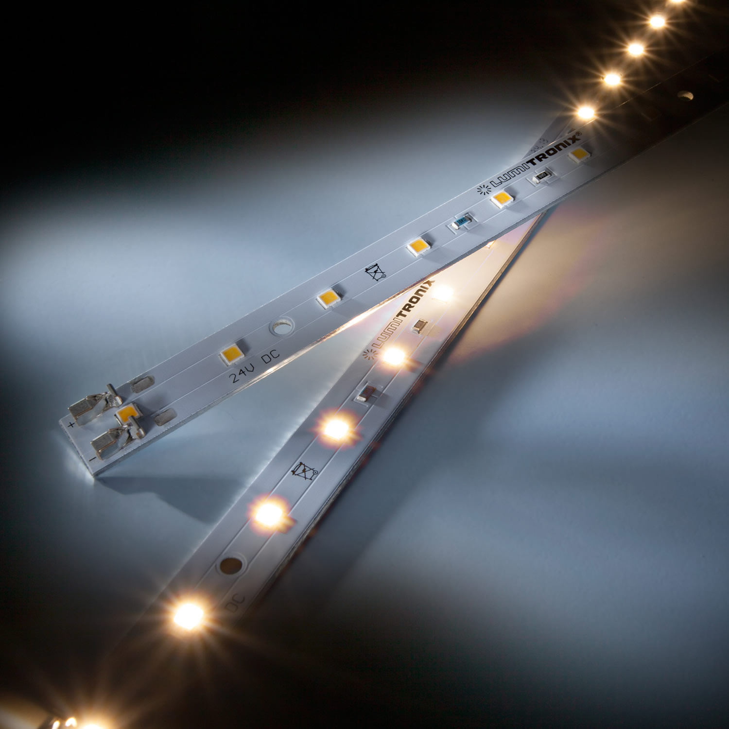 Maxline 14 Nichia LED Strip neutral white 4000K 870lm 24V 14 LEDs 11.02in/28cm module (948lm & 9.2W/ft)