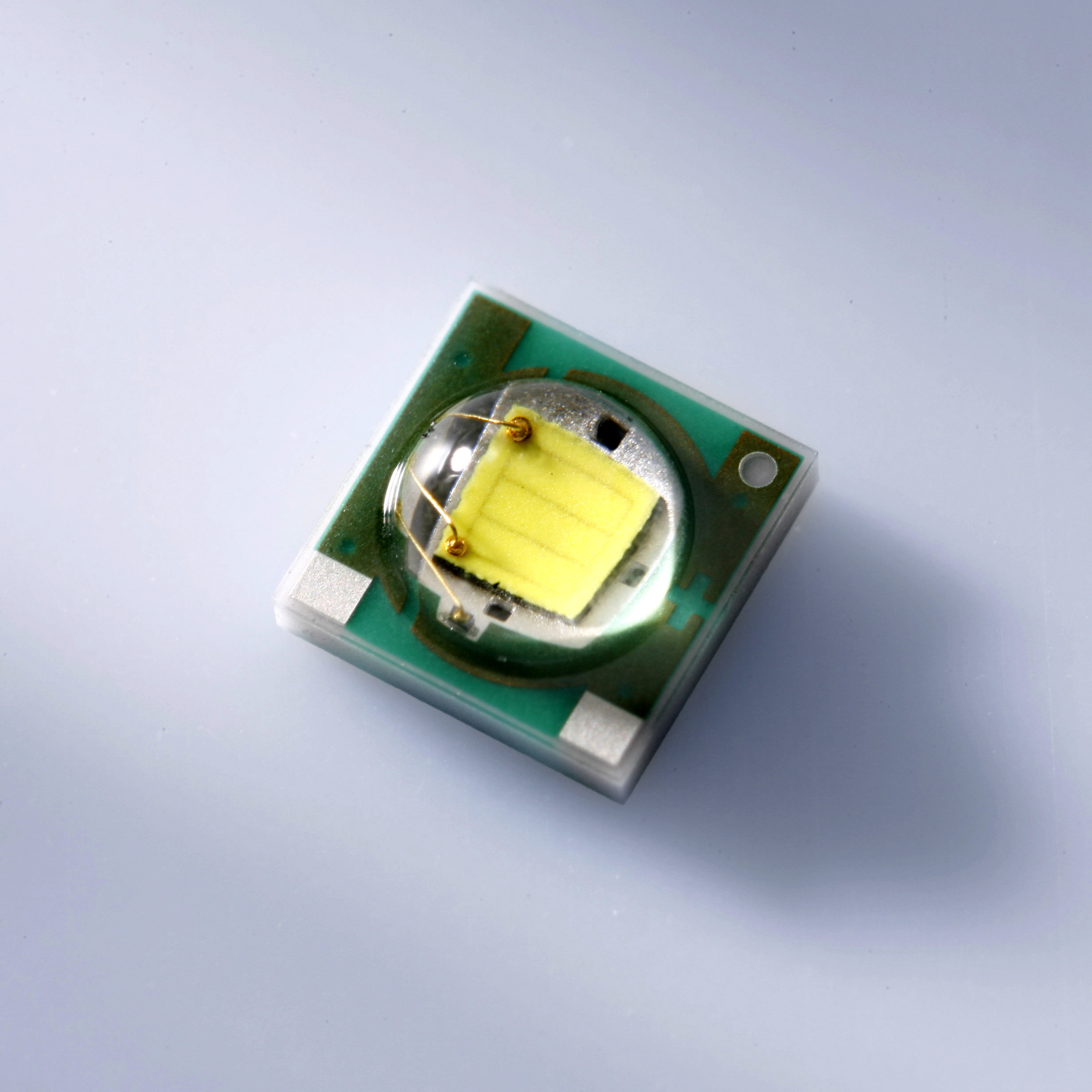 Cree XP-E 2 blue with PCB (Star) 96 lm