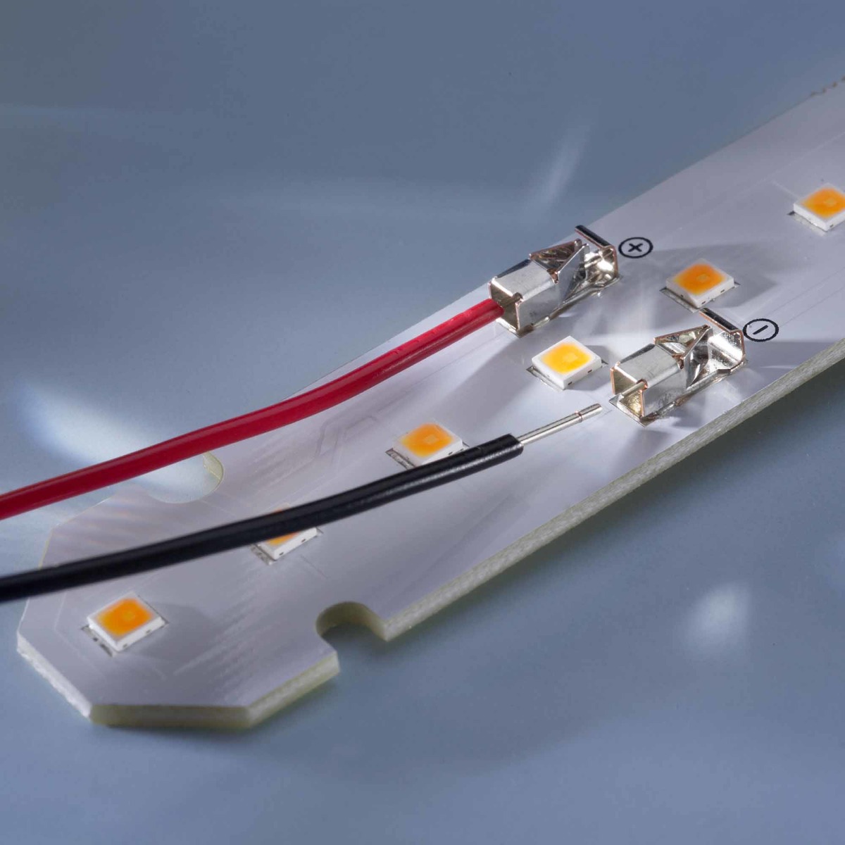 MaxLine-70 Configurable Nichia LED Strip white CRI 70-99 1800-7800K 70 LEDs 11.02" (up to 3000lm/ft)