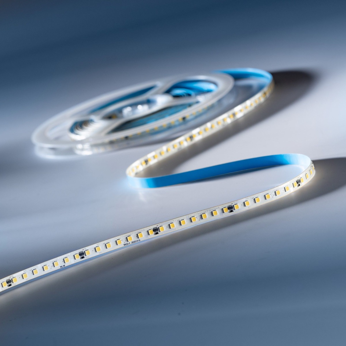 LumiFlex3080 Seoul LED Strip cold white CRI80 6500K 14380lm 24V 140 LEDs/m 16ft/5m reel (876lm & 5.9W/ft)