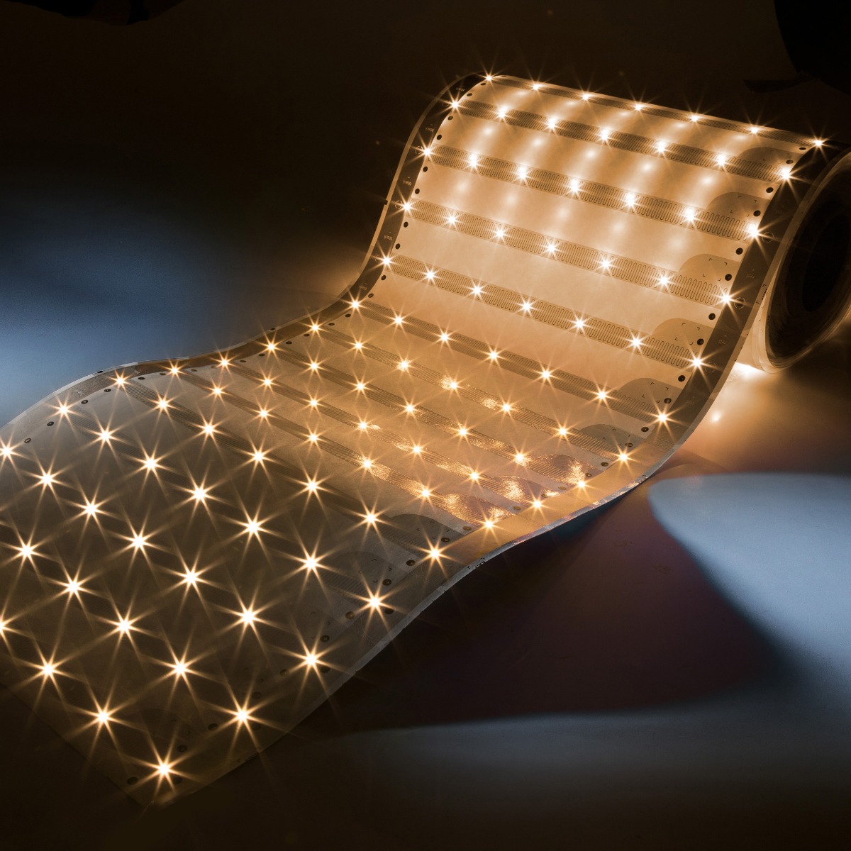 PaperFlex-1-1080 Osram LED Strip ONE ROW 13.77"x1.96" & 7 LEDs warm white 2700K 24V 270lm/sqft