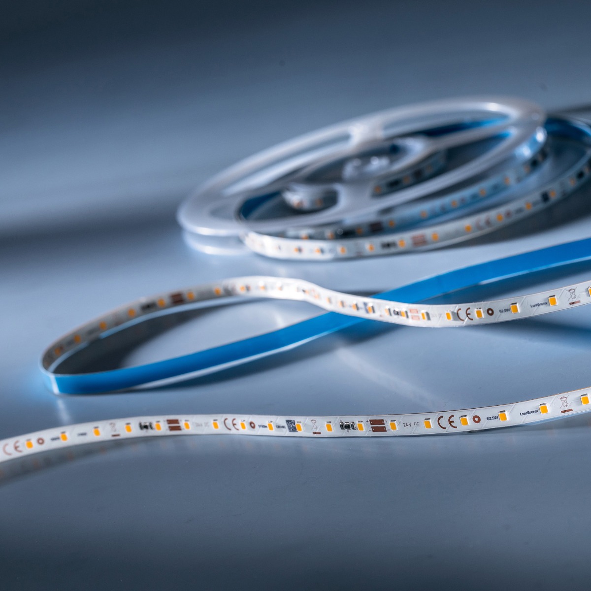 LumProtect IP67 LumiFlex2080 Samsung LED Strip warm white CRI80 3000K 6775lm 24V 70 LEDs/m 5m reel (1355lm/m and 12.6W/m) 