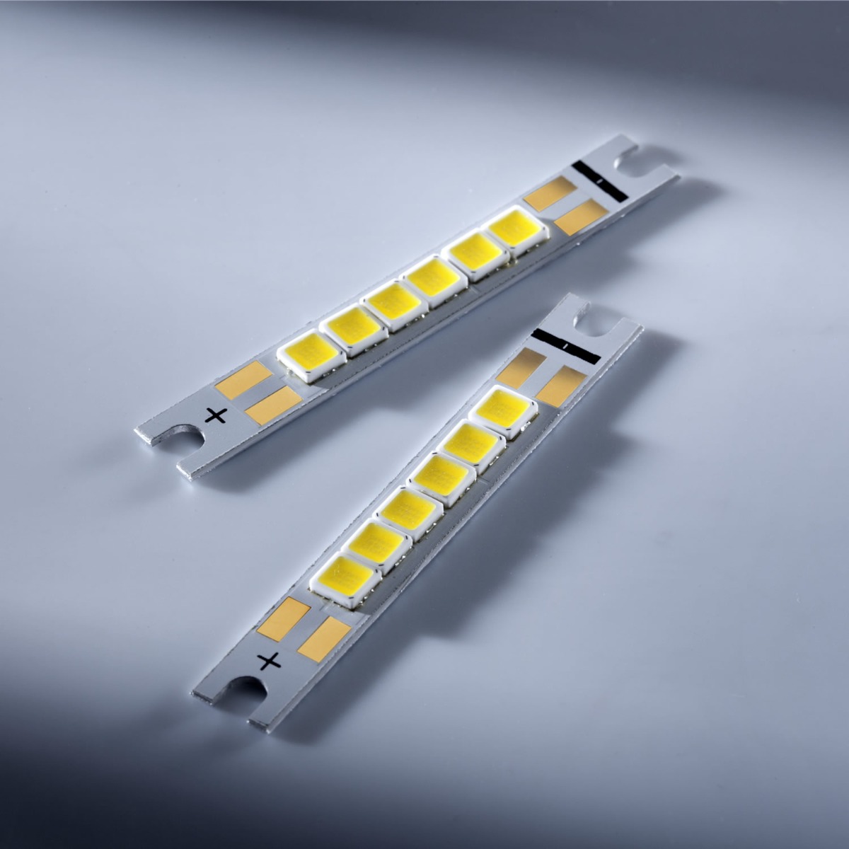SmartArray_L6 Configurable Nichia 757 Compact LED Module White CRI 70-90 1800-7800K 1W LEDs 1.97x0.28" (up to 1200lm)
