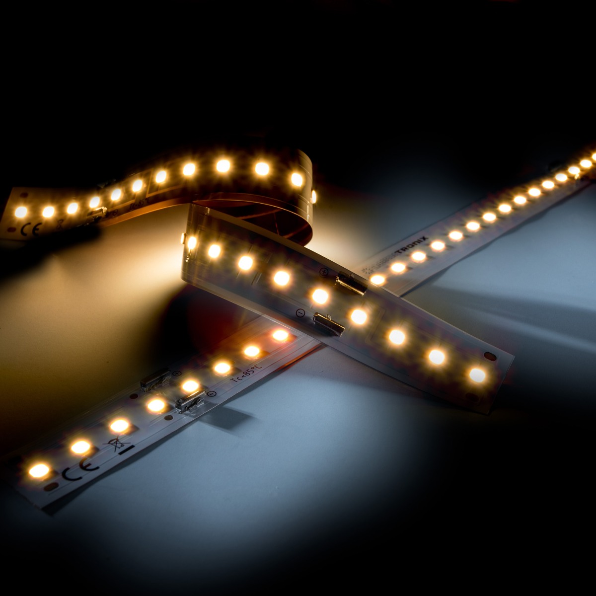 LumiFlex4080 Seoul LED Strip warm white 2700K 27100lm 29 LEDs/ft 18.37ft reel (1463lm/ft and 7.8W/ft) 